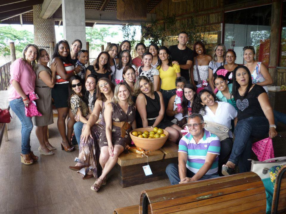 #orgulho de ser professor A professora Dionne Santos e colegas da Escola Classe 831, de Samambaia, no Distrito Federal
