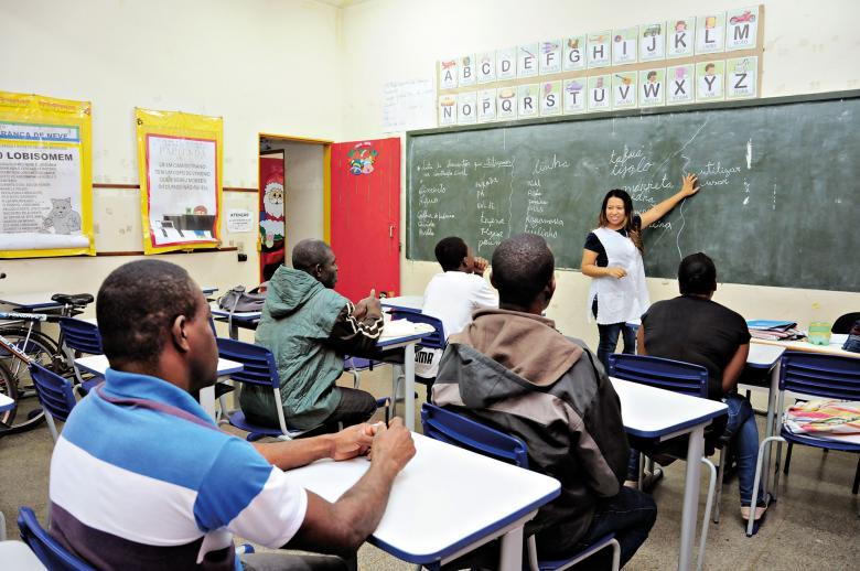 Nas aulas, estrangeiros ampliam seu vocabulário