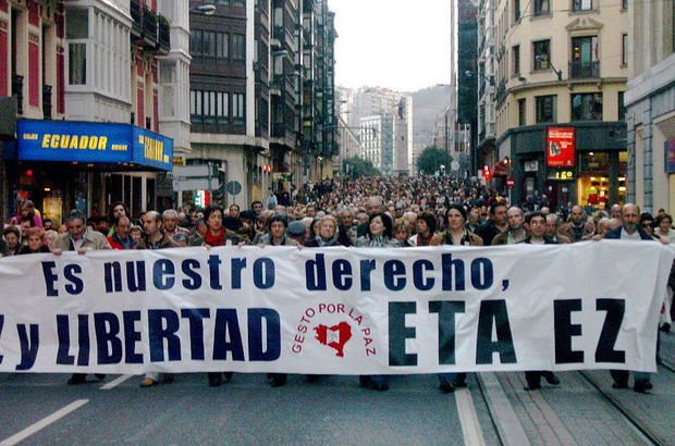 Bascos, na Espanha Manifestação na Espanha. Crédito: Christian Gonzales / Wikimedia
