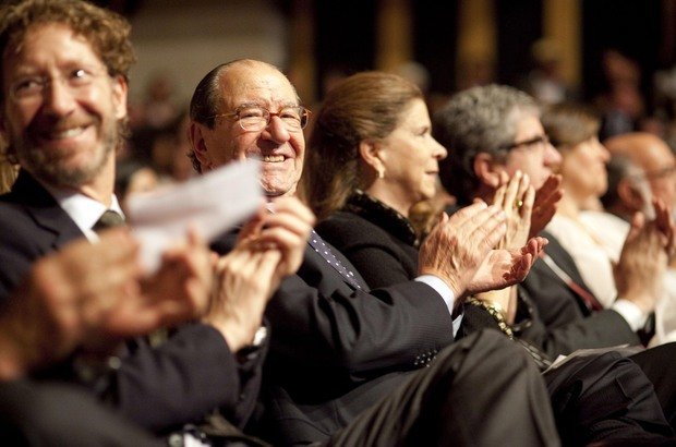 Família Civita na premiação Da esquerda para a direita, Victor Civita Neto, Roberto Civita e Maria Antônia Civita na cerimônia de entrega do prêmio aos Educadores Nota 10