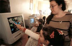 Tecnologia na escola: tópico para lidar com a fartura de informações. Foto: JupiterImages/AFP