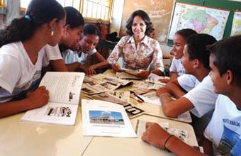 EM TODA A REDE O projeto de Maria do Rosário, vencedor em 2005, foi incorporado ao currículo do município. Foto: Massao Gotto Filho