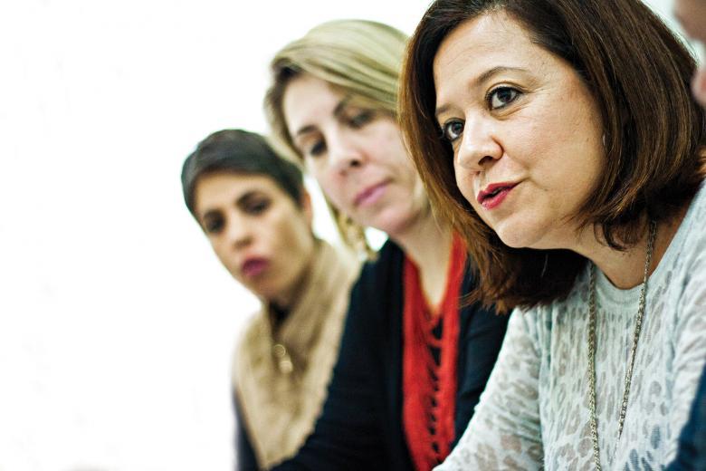 De solitárias a um grupo unido