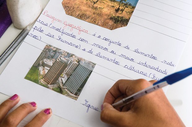 Todos tinham de escolher as imagens e fazer a própria descrição dos termos. Roberto Chacur
