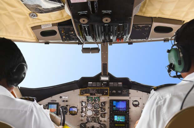 Segurança Gustano Pizzo: invenção de um sistema eletromecânico capaz de isolar e aprisionar sequestradores de avião entre duas portas, para em seguida arremessá-los de paraquedas. CRÉDITO: Shutterstock
