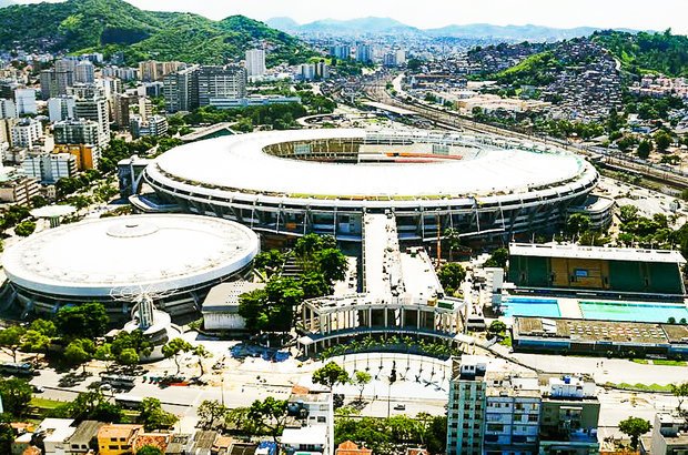 Estádio <em>hightech</em> Rio de Janeiro. O palco da final da Copa de 2014 ficou mais tecnológico: ganhou escadas rolantes, elevadores panorâmicos e camarotes climatizados. Também está prevista a colocação de telões e de uma câmera, operada por controle remoto, para captar imagens de qualquer parte do campo.