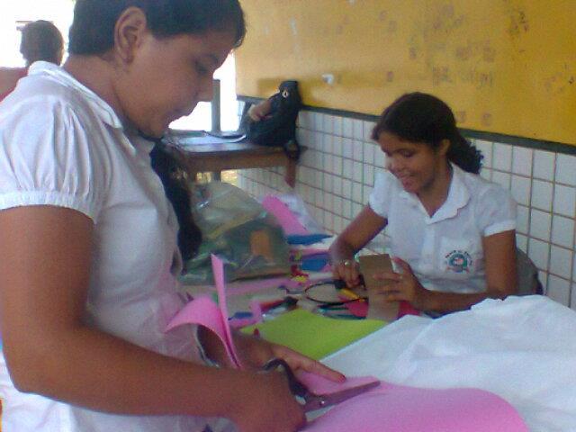 #orgulho de ser professor A professora Leudy Martins e uma aluna