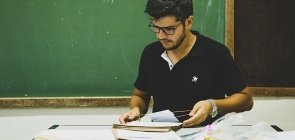 Como o diretor João Paulo avalia o trabalho remoto off-line com os alunos
