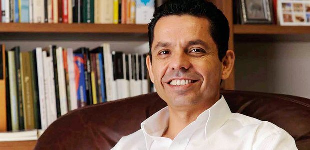 Miguel Sanches Neto, escritor