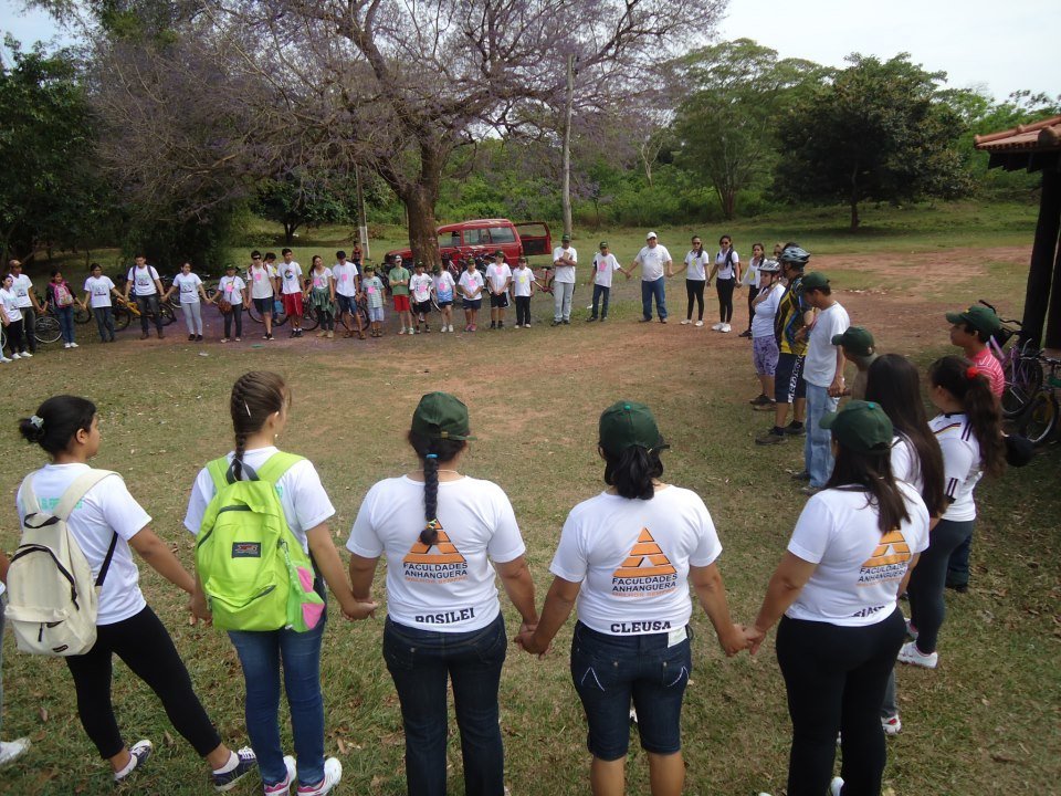 #orgulho de ser professor A professora Patrícia Ortelhado educando seus alunos para a sustentabilidade