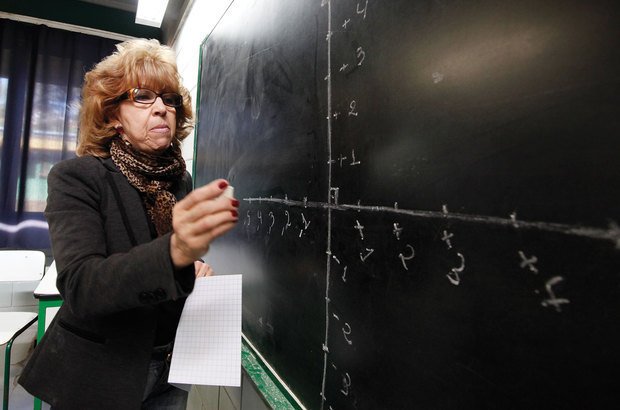 Marlene apresentou aos alunos o plano cartesiano para, então, desafiá-los a utilizá-lo. Rei Santos