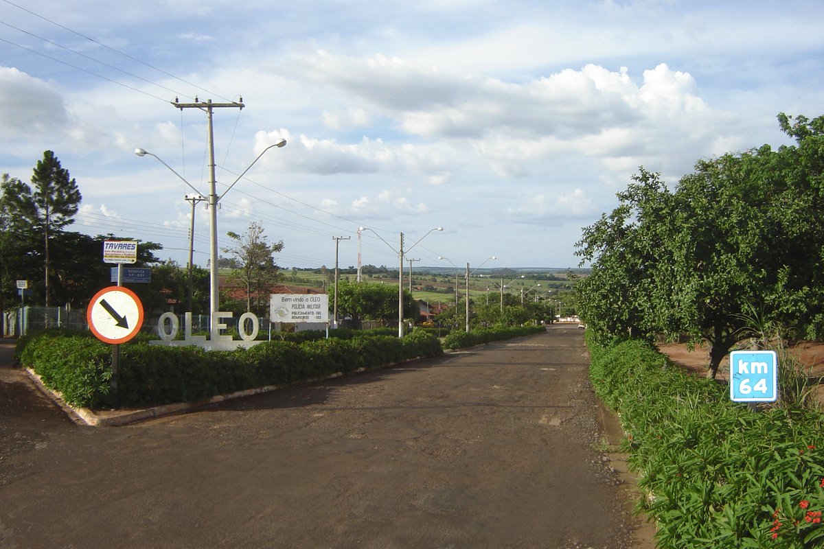 Entrada do município de Óleo, no interior de São Paulo