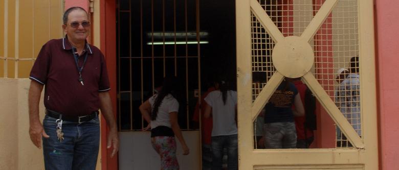 Vigia da EE Terezinha Carolino